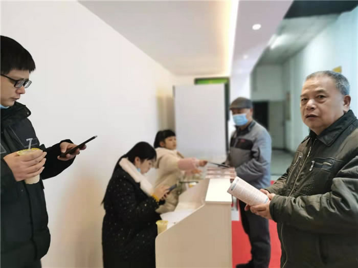 四川中青旅綿陽分社、綿陽市中旅假日旅行社、綿陽自來文化傳播有限公司24H自助售貨服務(wù)盛大開業(yè)