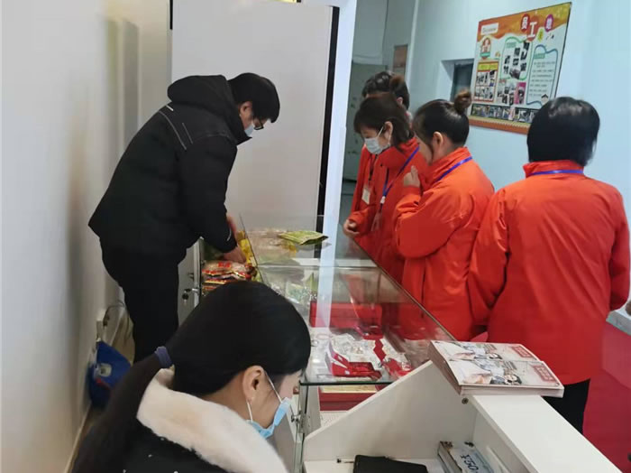 四川中青旅綿陽分社、綿陽市中旅假日旅行社、綿陽自來文化傳播有限公司24H自助售貨服務(wù)盛大開業(yè)